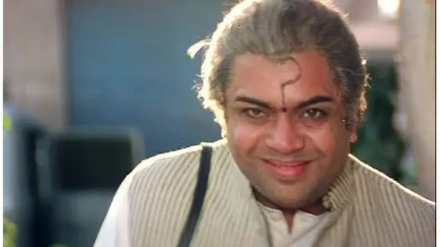 এ নিয়ে বিতর্ক আরও বাড়িয়েছেন বি জে পি-র সংসদ সদস্য ও অভিনেতা পরেশ রাওয়াল।