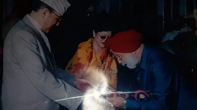 राजा वीरेन्द्र र रानी ऐश्वर्यसँग प्रीतम सिंह