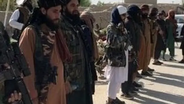 Чет элдик куралдуу күчтөр өлкөдөн чыгарылып жатканда "Талибан" Ооганстандын ондогон райондордун басып алууда