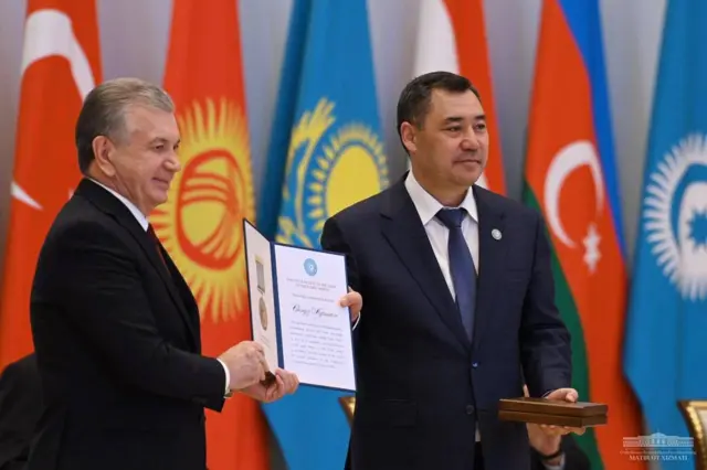 Shavkat Mirziyoyev va Sadir Japarov