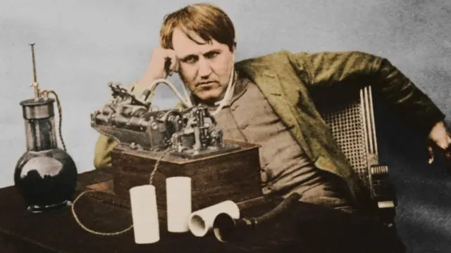 توماس إديسون الملقب بـ "ساحر ميلانو بارك"