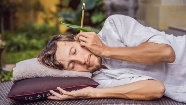 చెవి గుమిలి