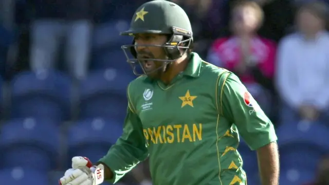 ਸਰਫਰਾਜ਼ ਅਹਿਮਦ, 2019 ਦੇ ਵਿਸ਼ਵ ਕੱਪ ਵਿੱਚ ਪਾਕਿਸਤਾਨ ਦੇ ਕਮਾਂਡਰ ਹਨ।