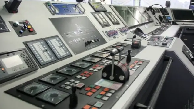 கடல் கொள்ளையர்கள் கப்பலை கடத்த உதவும் கணினி ஹேக்கர்கள்