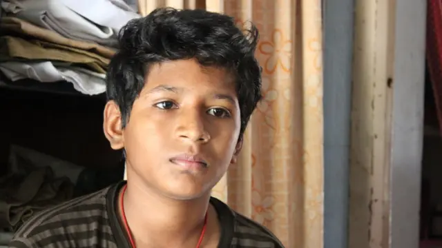 ఎవర్ని కదిలించినా కన్నీటి కథలే!