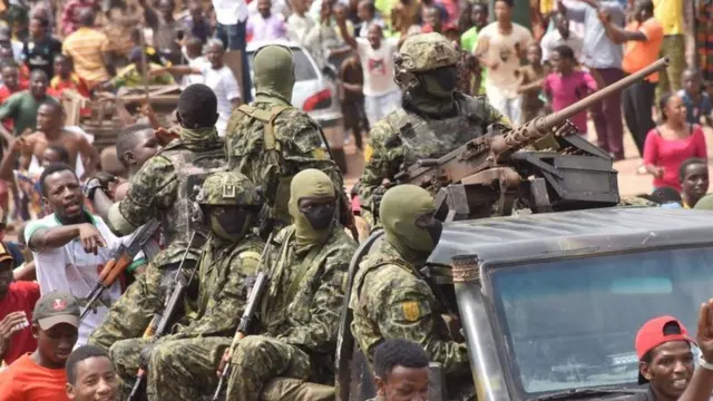 عسكريون في شوارع العاصمة غينيا