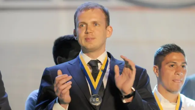 Сергей Курченко