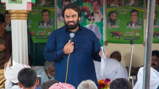 ‘பெண்களை வாக்களிக்க அனுமதிக்க முடியாது’ - பாகிஸ்தானின் விசித்திர பழமைவாத கிராமங்கள்