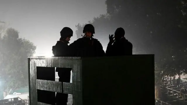 మహిళలు, సైన్యం