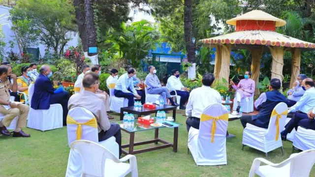 उद्धव ठाकरे