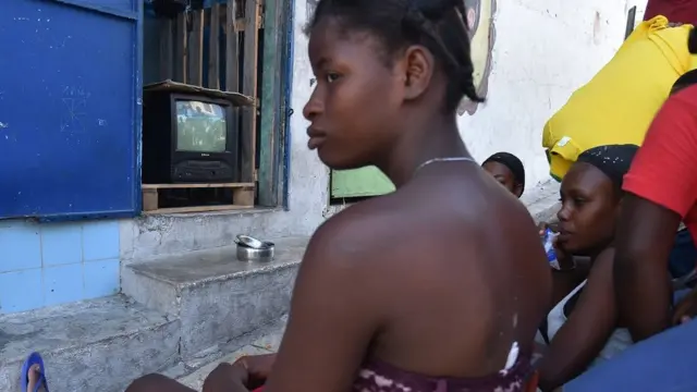 Onye na-ekiri ihe nkiri