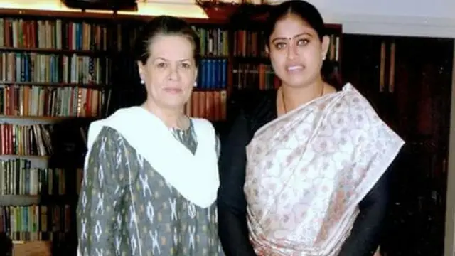 சோனியா காந்தியுடன் விஜயதாரணி