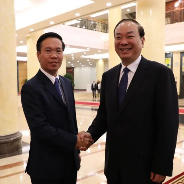 Trưởng ban Tuyên giáo Trung ương Võ Văn Thưởng gặp ông Hoàng Khôn Minh sáng 5/7 tại Hà Nội.