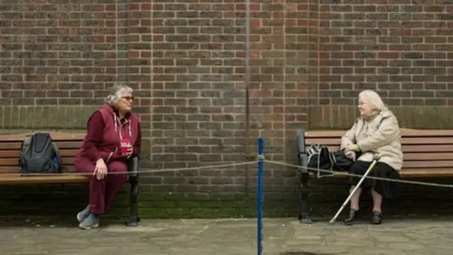 ማሕበራዊ ምፍንታት