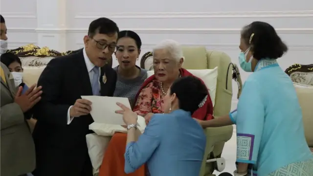 วันเฉลิมพระชนมพรรษา 88 พรรษา 12 สิงหาคม 2563