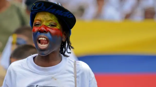 Manifestante de "Héroes de la Patria"