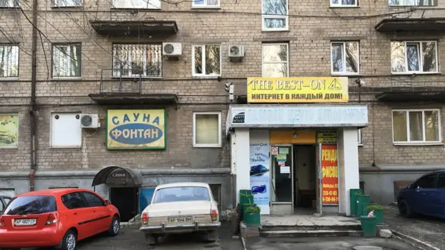 Здание, в котором обустраивает новую церковь священник Игорь Савва