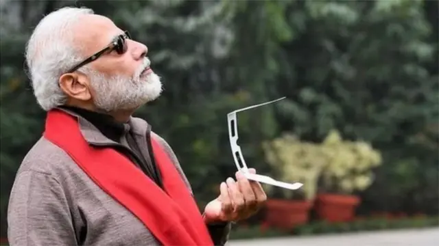 नरेंद्र मोदी