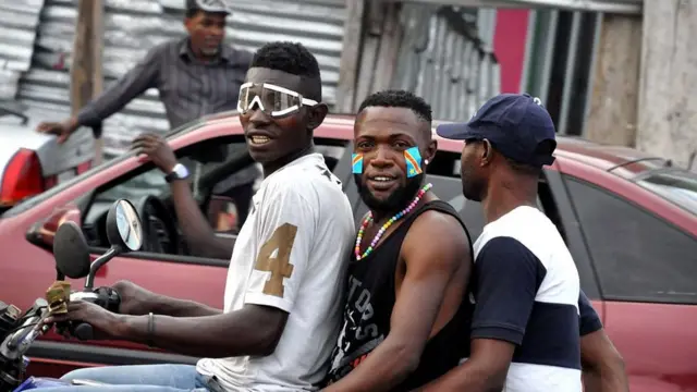 Ambiance chez les supporters à Kinshasa.
