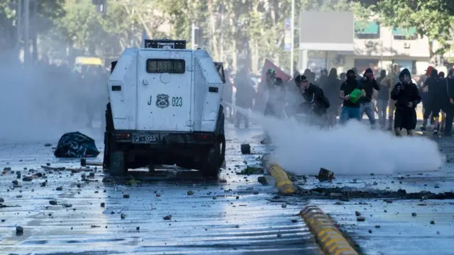 Enfrentamientos cerca del Palacio de la Moneda.