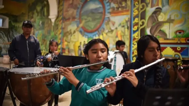 Estudiantes de música en Tlaxiaco