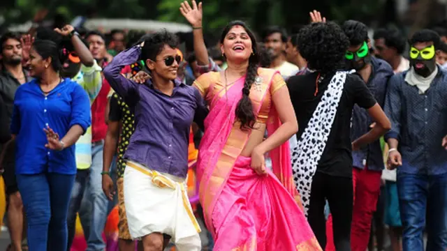 ඉන්දියාවත් මේ අයව නීත්‍යනුකුලව පිළිගෙන ඉවරයි. නේපාලය වගේ රටවල් පවා පිළිගත්තා.