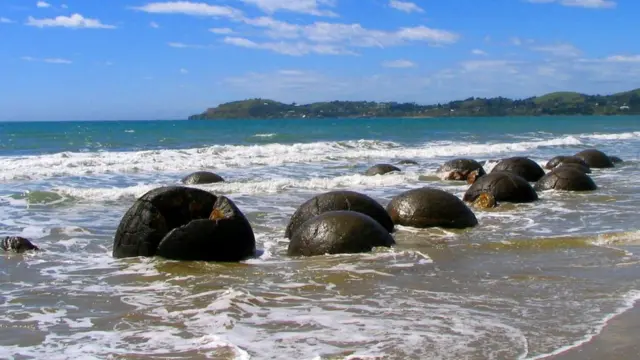 Валуни Моеракі