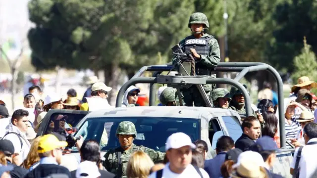 El estado tiene vigilancia militar permanente.