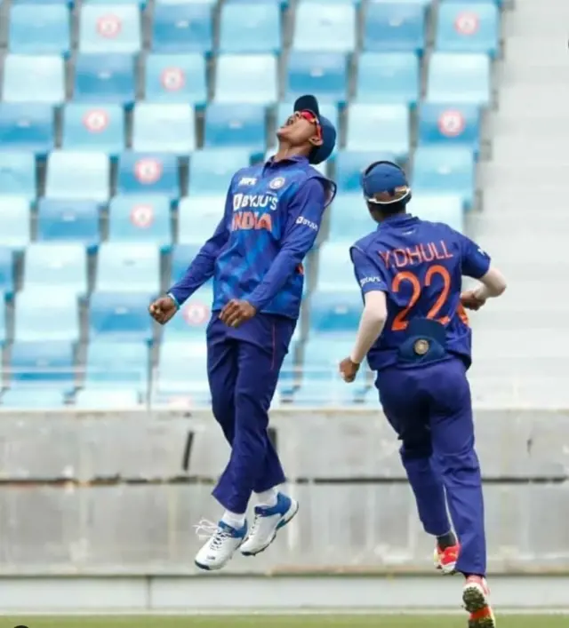 అండర్ 19, షేక్ రషీద్