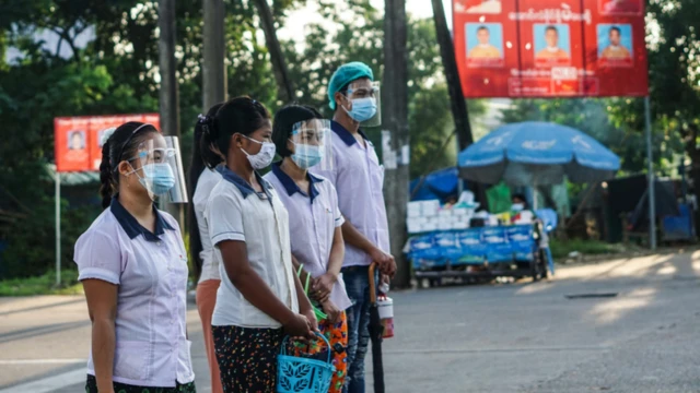 ကိုဗစ် ကူးစက်ခံရသူ လုပ်သား ၄၀၀နဲ့ ၆၀၀ ကြားရှိ