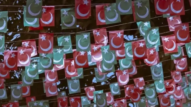 ਪਾਕਿਸਤਾਨ ਦੇ ਝੰਡੇ