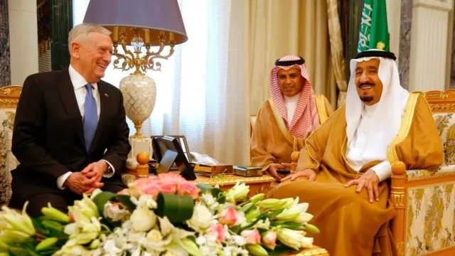 پاچا سلمان او جیمز متیس