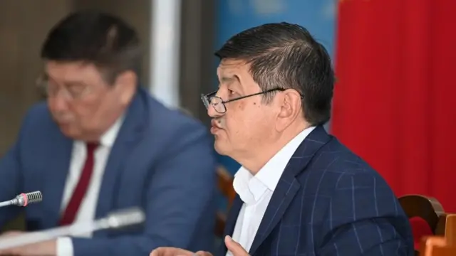 Акылбек Жапаров