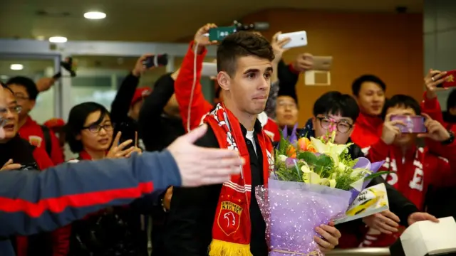 奧斯卡抵達上海