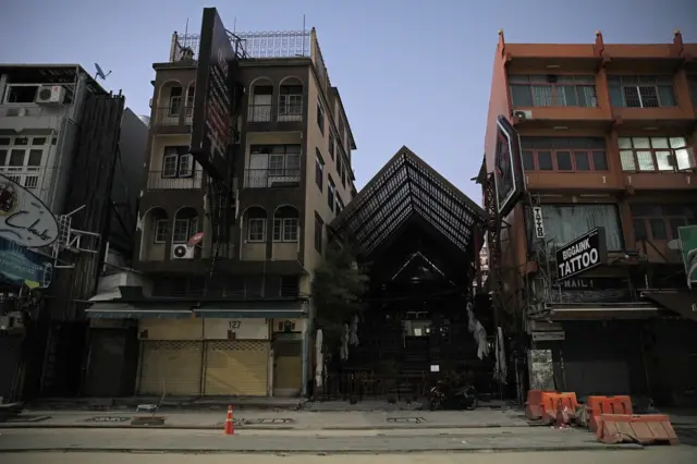 กรุงเทพ โควิด 19 ไวรัสโคโรนา เหงา