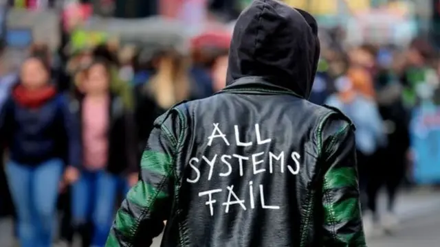 شکستہ شکستہ