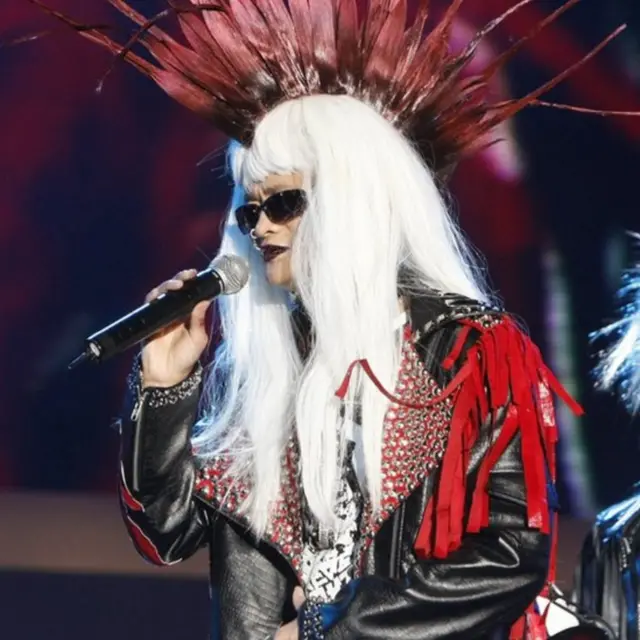 અલીબાબા કંપનીના એક કાર્યક્રમ દરમિયાન પરફૉર્મર