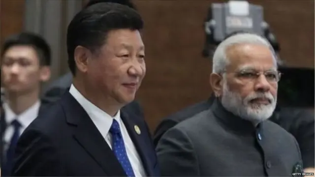 नरेंद्र मोदी आणि शी जिनपिंग