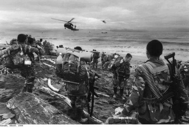 Foto registrada por Jesús Abad Colorado Lopez durante conflito armado na Colômbia