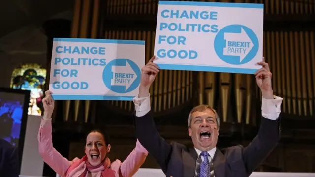 نایجل فراژ و انونتسیاتا ریس‌ماگ نامزدهای حزب برگزیت در انتخابات پارلمان اروپا