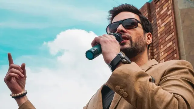 میکال ذوالفقار شیر دل