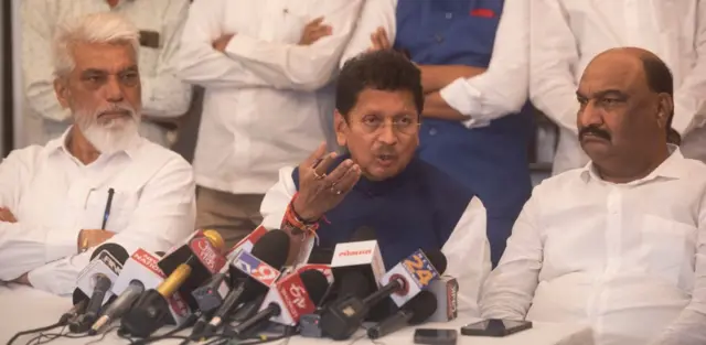 दीपक केसरकर