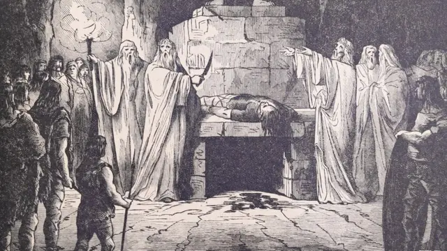 Друиды совершают человеческое жертвоприношение