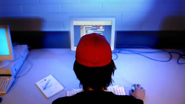 آموزش دیجیتال و تهدید شکاف‌های اجتماعی و آموزشی