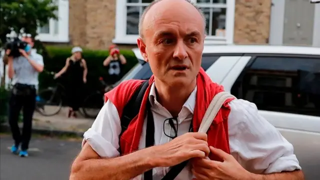 Доминик Каммингс