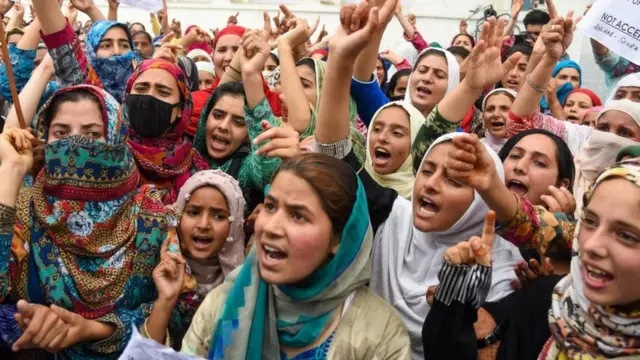 कश्मीरी महिलाएं