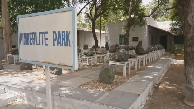 వజ్రాల అన్వేషణ, జియోలాజికల్ సర్వే ఆఫ్ ఇండియా