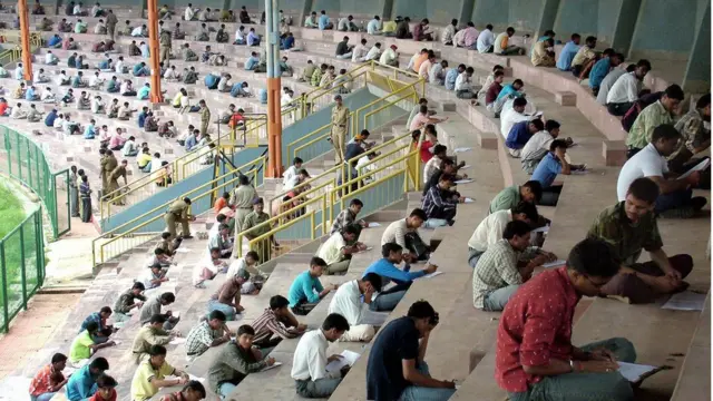 నిరుద్యోగం, నిరుద్యోగులు, అభ్యర్థులు