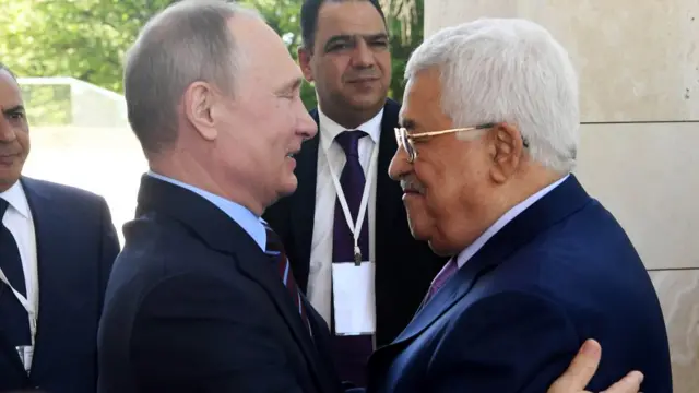 महमूद अब्बास और पुतिन