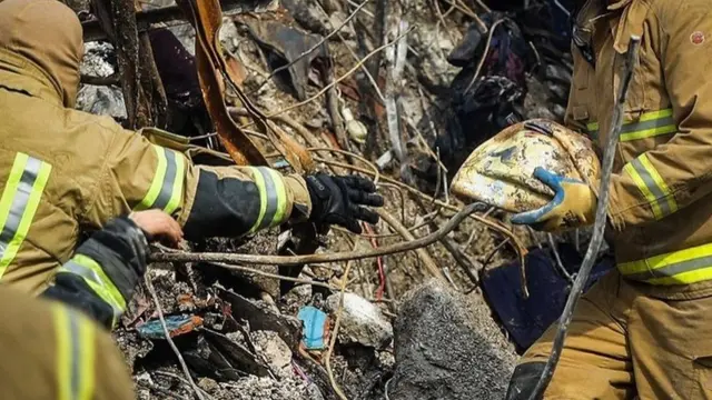 گفته می‌شود به دلیل حرارت بالا ممکن است افراد زیر آوار خاکستر شده باشند و هیچ‌گاه جنازه آنان پیدا نشود